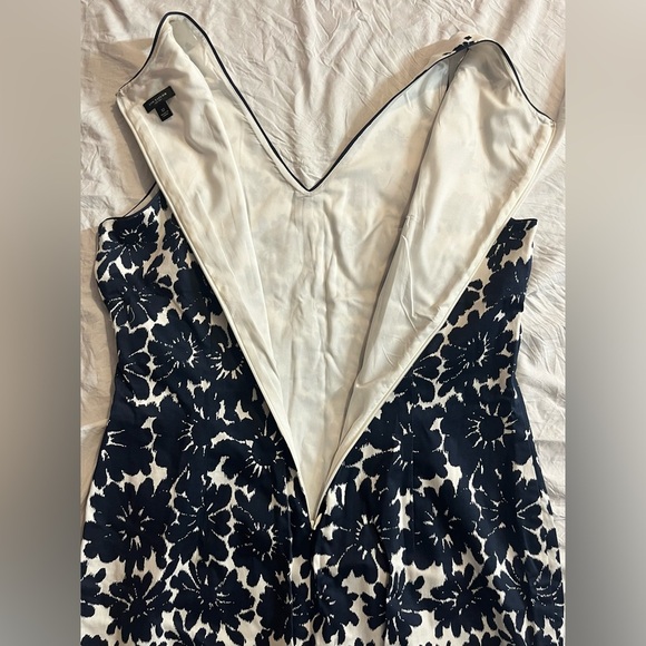 Ann Taylor Dark Blue and White Floral Sleeveless Dress Summer Women’s Size 12 - Picture 14 of 15